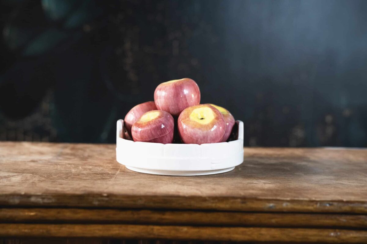 Panier en Faïence Polychrome – Pommes en Barbotine