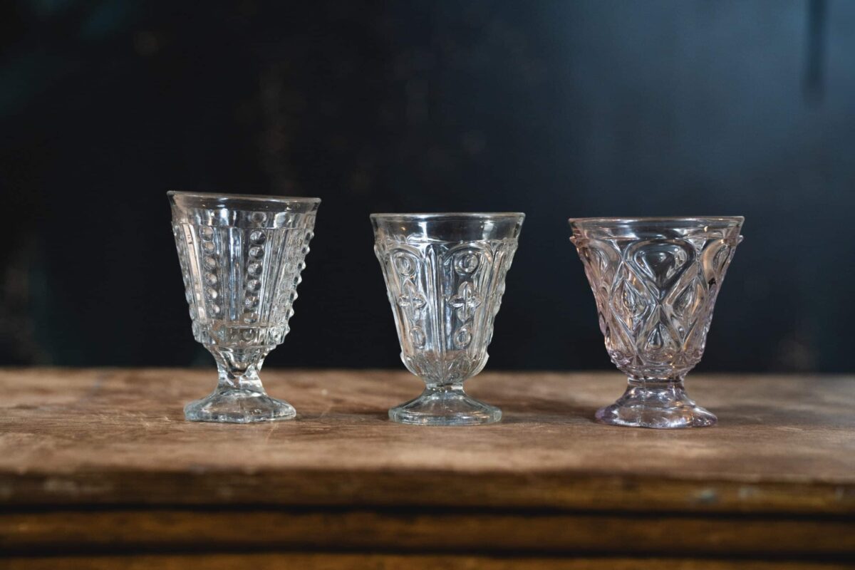 Ensemble de 12 Verres Moulés à Bistrot Napoléon III