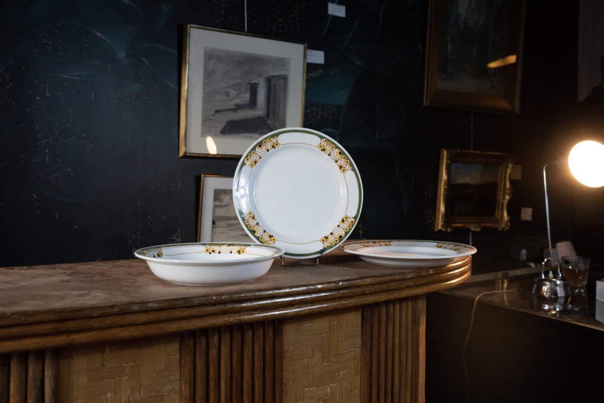 Ensemble de Trois Plats Art Déco – Image 2