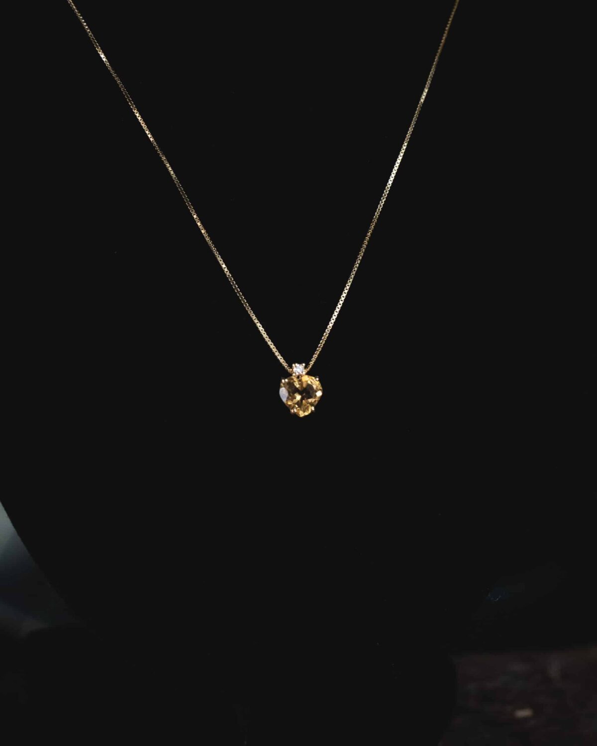 Collier en Or 18 Carats, Citrine Cœur et Diamant Naturel – Image 2