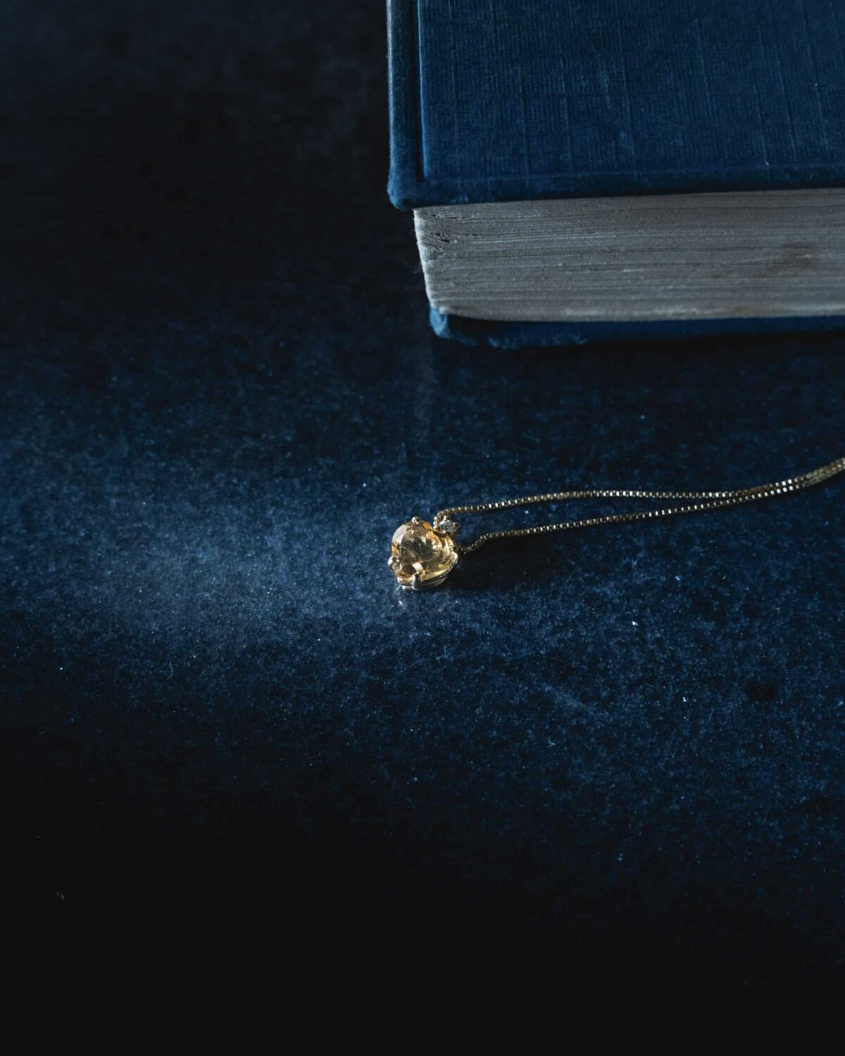 Collier en Or 18 Carats, Citrine Cœur et Diamant Naturel – Image 3