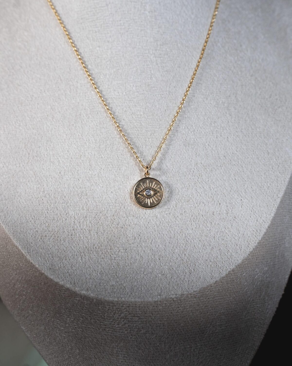 Collier Oeil d'Isis