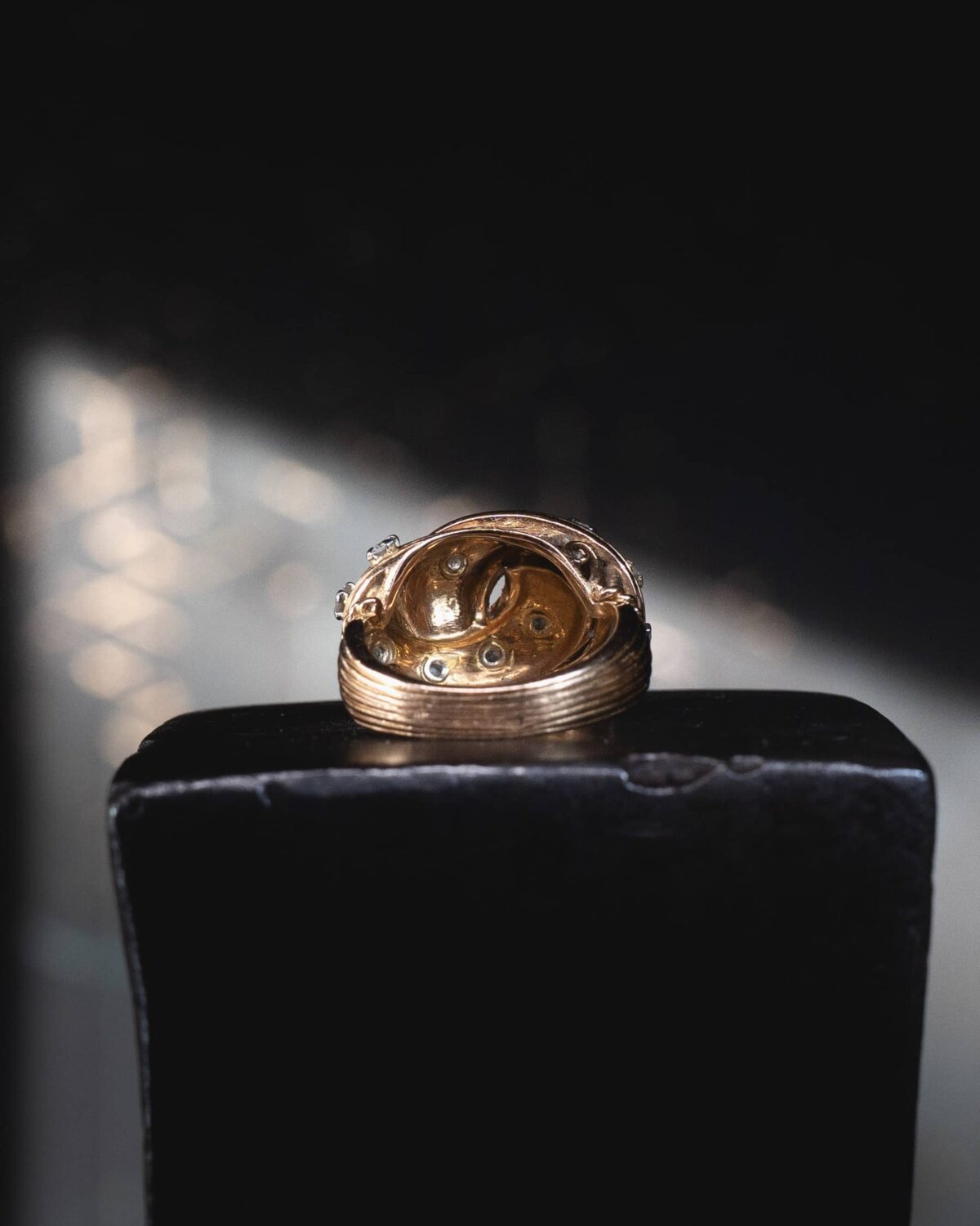 Bague Haute Joaillerie en Or 18 Carats – Image 4