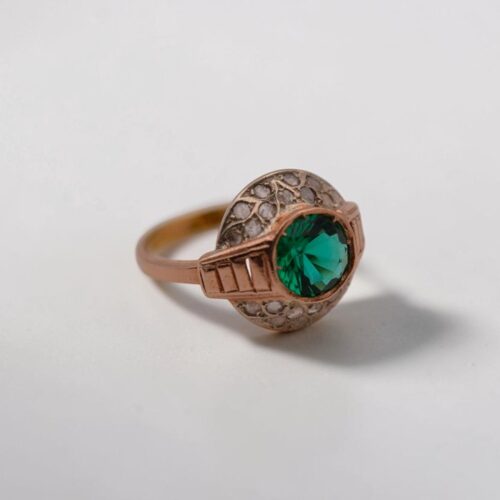 Bague en or rose et argent – Émeraude et diamants