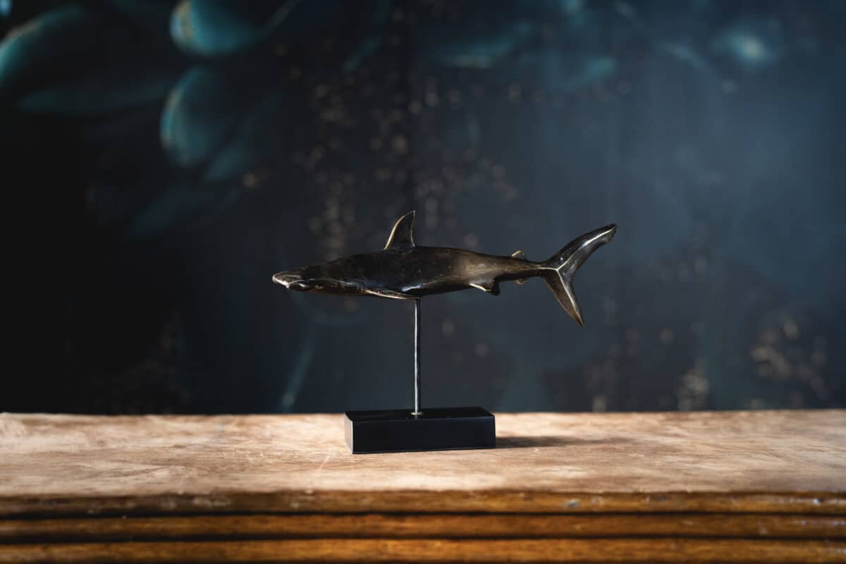 Requin-marteau en bronze