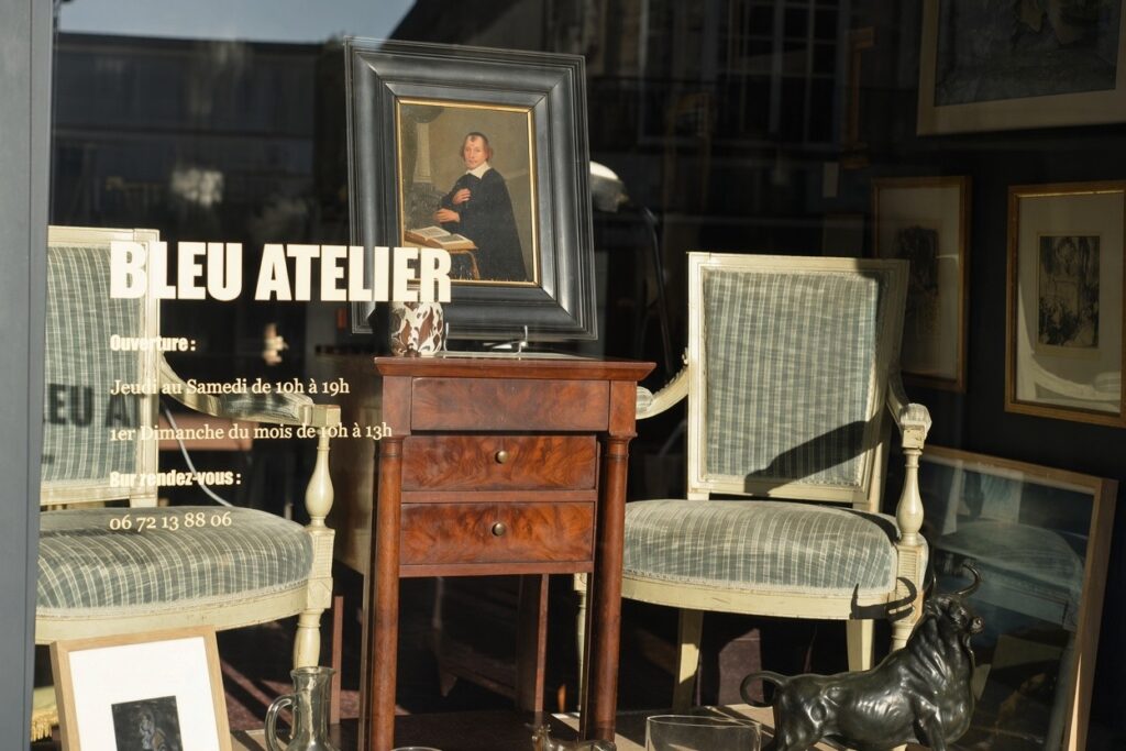 Vitrine Bleu Atelier